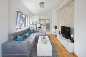 City center lux apartment